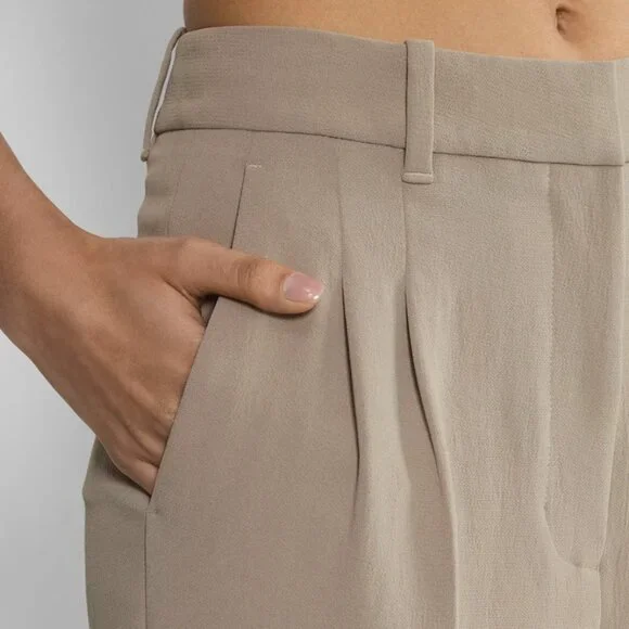 Aritzia The Effortless Pant Crepette Nomad Taupe Cropped Size 4 High Rise Wide - Picture 4 of 10